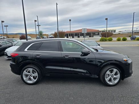 New 2025 Audi Q5 Premium Plus image 35