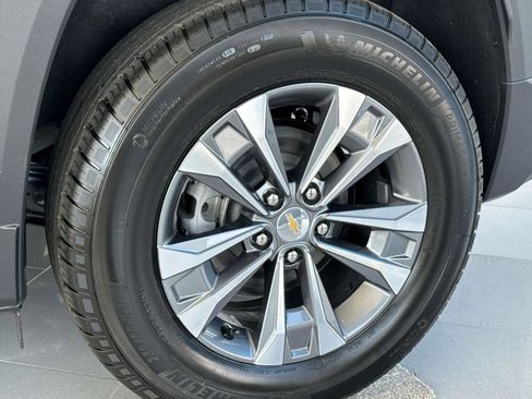 New 2026 Chevrolet Equinox LT w/ Convenience Package II image 17