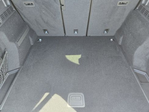 Certified 2025 Audi Q5 Prestige image 42