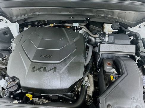 Used 2024 Kia Telluride SX w/ Towing Package FWD image 30