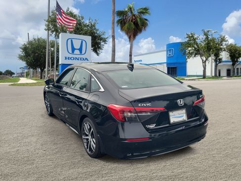 Used 2024 Honda Civic Touring image 5
