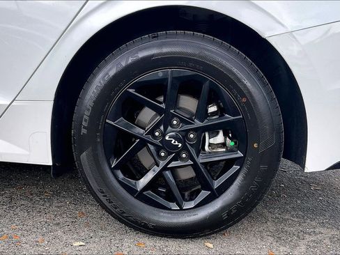 Used 2025 Kia K5 LXS image 31