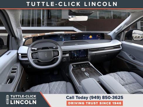 New 2025 Lincoln Navigator L Black Label w/ Black Label Special Edition image 9