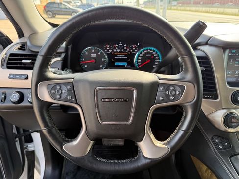 Used 2017 GMC Yukon Denali w/ Open Road Package AWD/4WD image 33