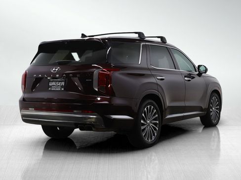 Used 2023 Hyundai Palisade Calligraphy image 5