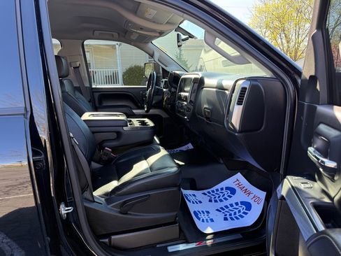 Used 2016 Chevrolet Silverado 2500 LT w/ LT Convenience Package image 2