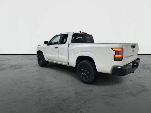 Used 2025 Nissan Frontier S w/ Tow Package AWD/4WD image 9
