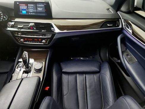 Used 2018 BMW 530e w/ M Sport Package 2 RWD image 53