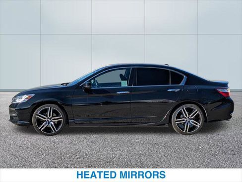 Used 2016 Honda Accord Touring image 10