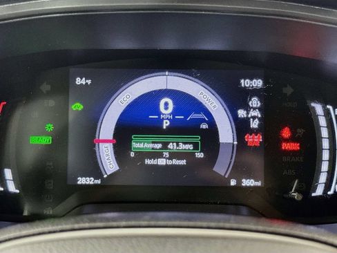Certified 2026 Toyota Corolla SE AWD/4WD image 6