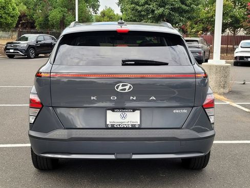 Used 2024 Hyundai Kona SEL FWD image 7