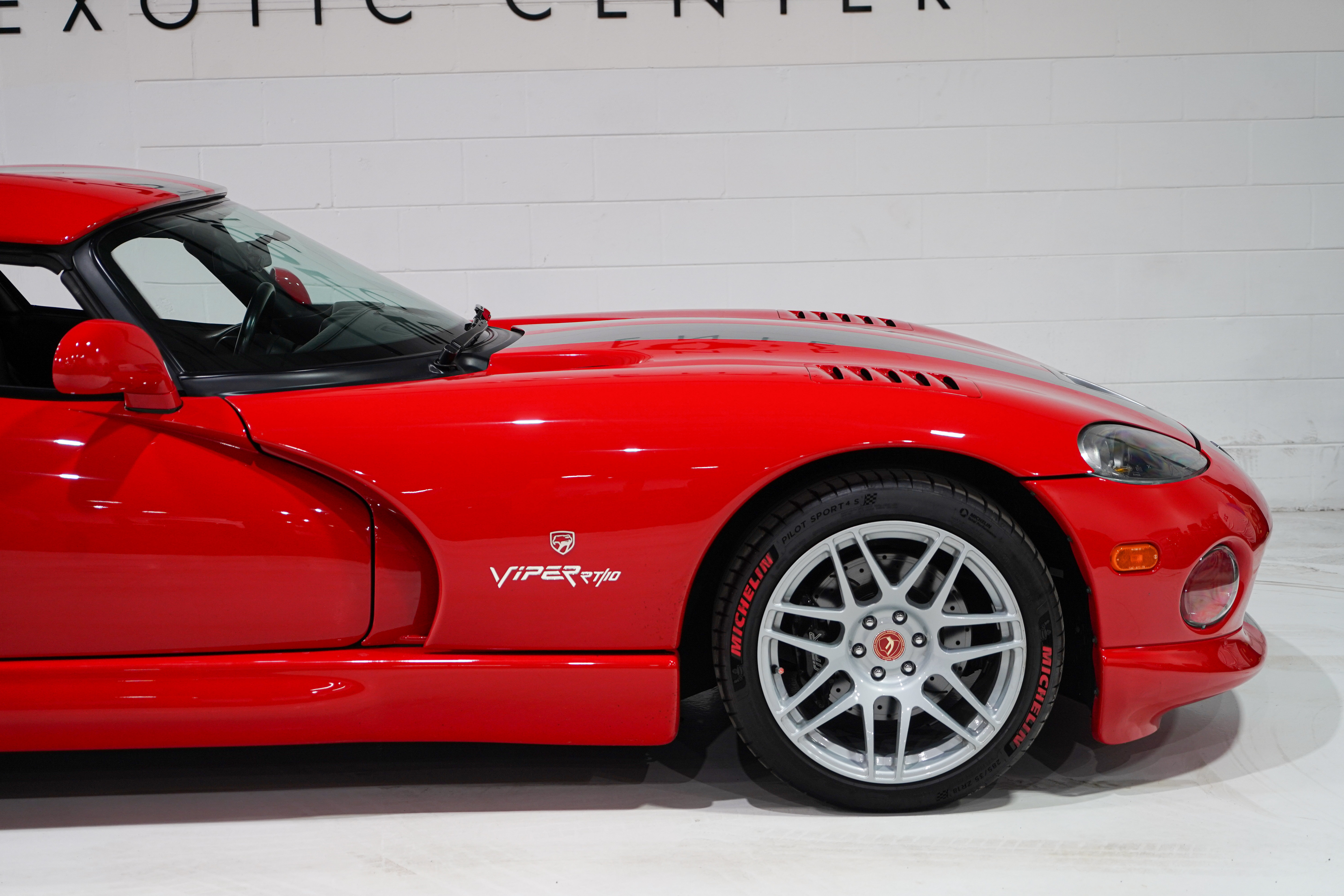 Used 1998 Dodge Viper RT/10 RWD image 20