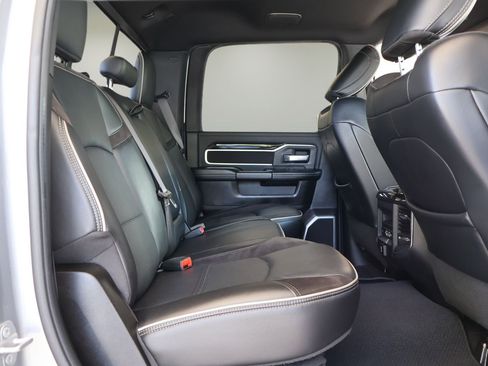 Used 2020 RAM 2500 Laramie AWD/4WD image 18