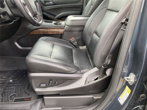 Used 2019 Chevrolet Tahoe LT image 24