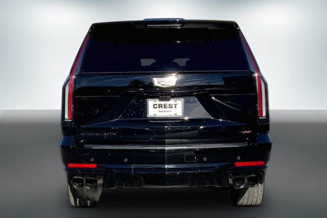 Used 2025 Cadillac Escalade ESV V w/ LPO, ONYX Package AWD/4WD image 3