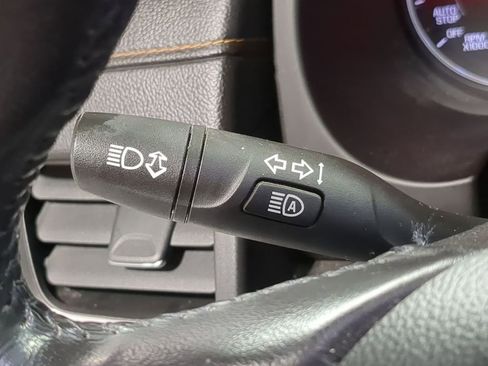 Used 2020 GMC Terrain SLT w/ Preferred Package image 33