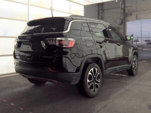 Used 2023 Jeep Compass Limited AWD/4WD image 4