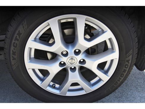Used 2013 Nissan Rogue SL FWD image 31
