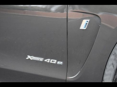 Used 2017 BMW X5 xDrive40e image 57