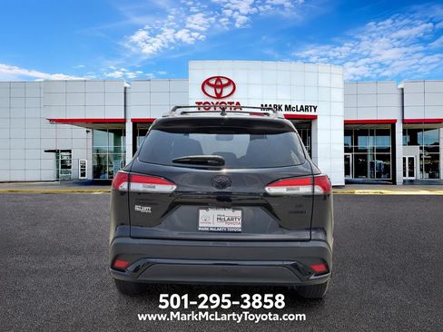 Used 2024 Toyota Corolla Cross AWD Hybrid image 4