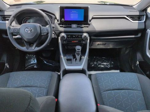 Certified 2025 Toyota RAV4 XLE w/ Convenience Package FWD image 15