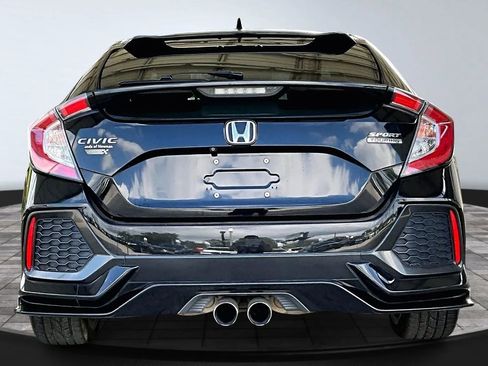 Used 2019 Honda Civic Sport Touring image 5