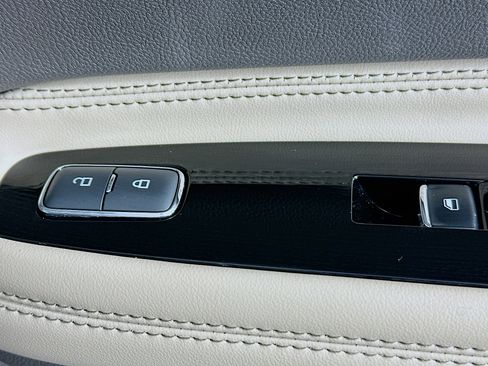 Used 2023 Lincoln Corsair FWD image 29