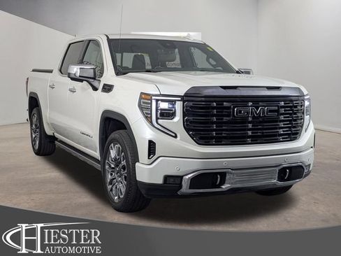 Used 2023 GMC Sierra 1500 Denali Ultimate AWD/4WD image 1