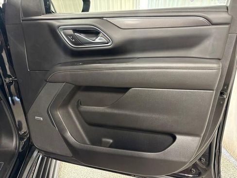 Used 2022 GMC Yukon AT4 w/ Technology Package AWD/4WD image 24