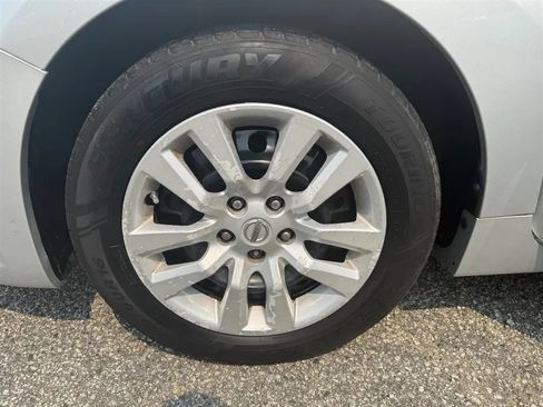 Used 2017 Nissan Altima 2.5 S w/ Power Driver Seat Package FWD image 35