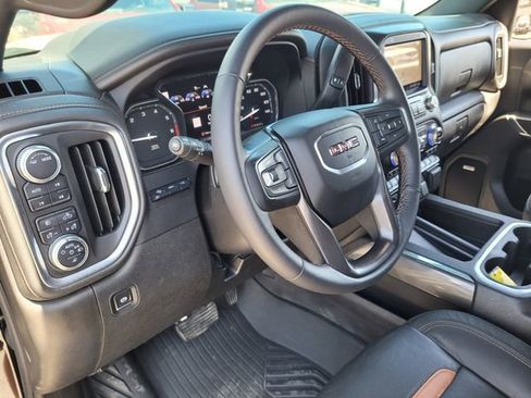Used 2022 GMC Sierra 1500 AT4 w/ AT4 Premium Package AWD/4WD image 24