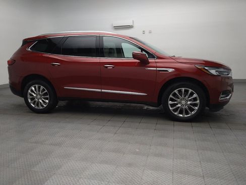 Used 2020 Buick Enclave Essence FWD image 11