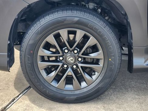 Used 2021 Lexus GX 460 Premium w/ Premium Package AWD/4WD image 10