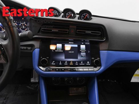 Used 2025 Nissan Z Performance w/ Floor Mat Package RWD image 12