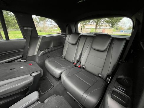 Used 2023 Mercedes-Benz GLS 450 4MATIC w/ AMG Line Exterior image 30