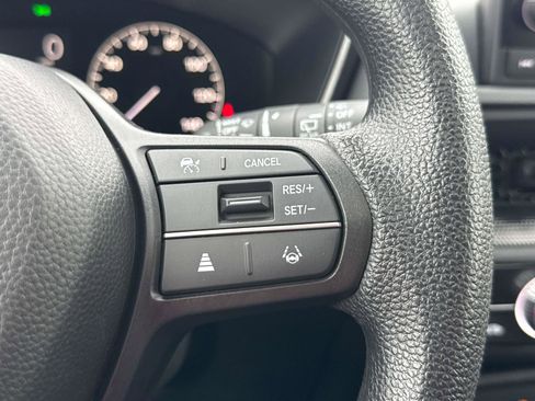 Certified 2025 Honda CR-V EX image 9