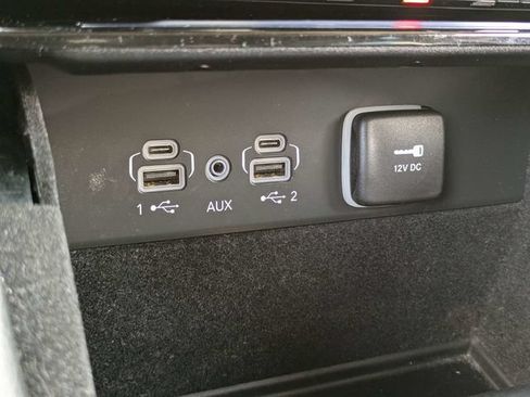 Used 2022 Jeep Grand Cherokee Limited AWD/4WD image 24