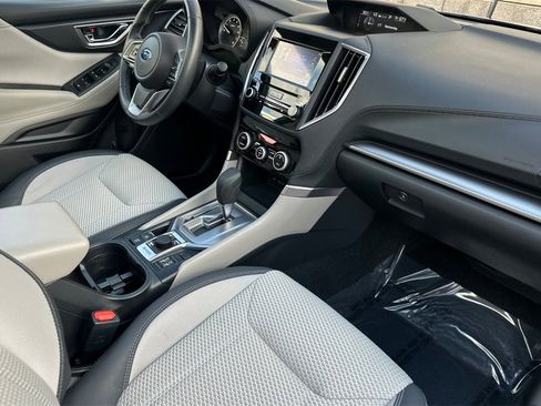 Used 2022 Subaru Forester Premium w/ Popular Package #2 image 18