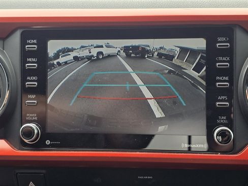 Used 2020 Toyota Tacoma 4x4 Double Cab image 25