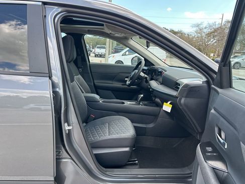New 2026 Nissan Kicks SV w/ SV Premium Package FWD image 39