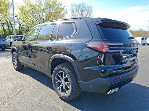 New 2026 GMC Acadia AT4 w/ Luxury Package AWD/4WD image 5