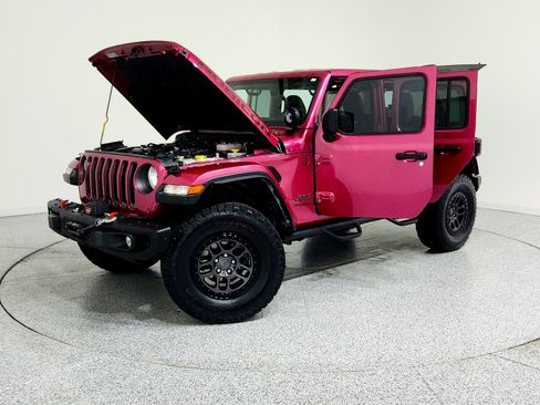 Used 2021 Jeep Wrangler Unlimited Rubicon w/ Xtreme Recon 35" Tire Package image 6