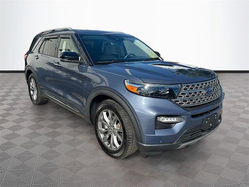 Used 2021 Ford Explorer Limited w/ Equipment Group 301A image 4