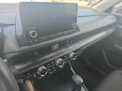 Certified 2025 Honda CR-V EX image 19