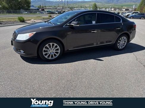 Used 2013 Buick LaCrosse Premium FWD image 2