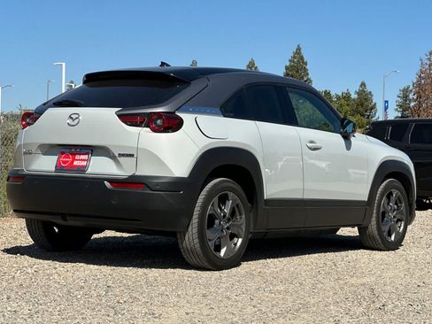 Used 2022 MAZDA MX-30 Electric w/ Premium Plus Pkg FWD image 3