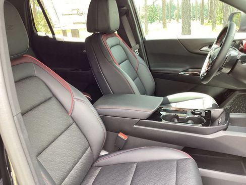 New 2026 Chevrolet Equinox RS w/ Safety and Technology Package FWD image 26