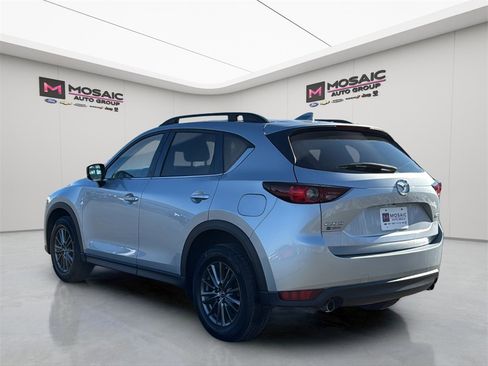 Used 2019 MAZDA CX-5 Touring image 5