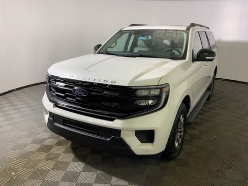 New 2026 Ford Expedition Max Active image 5