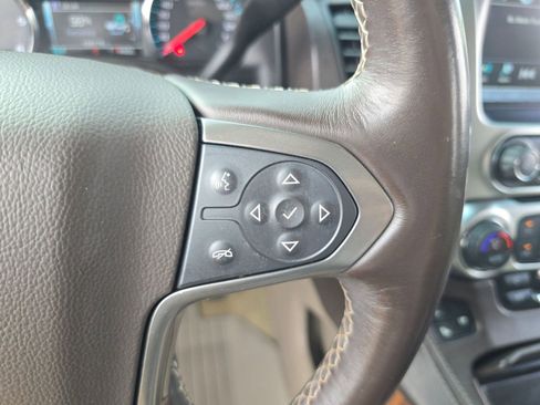 Used 2019 Chevrolet Suburban Premier image 20